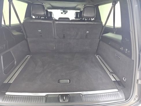 Used 2023 Jeep Grand Wagoneer L Series II image 10