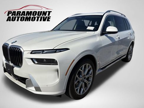 Used 2023 BMW X7 xDrive40i AWD/4WD image 8