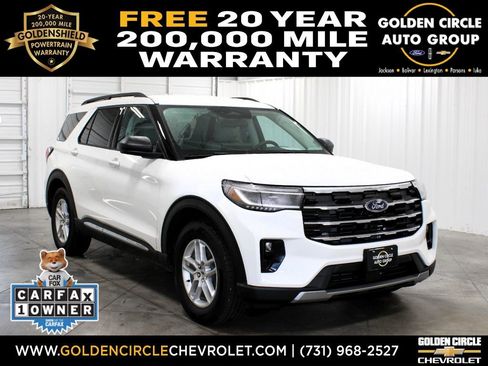 Used 2025 Ford Explorer Active w/ Active Comfort Package image 1