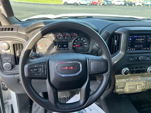 Used 2024 GMC Sierra 1500 Pro w/ Pro Value Package AWD/4WD image 10