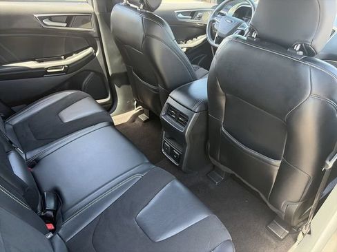 Used 2019 Ford Edge ST w/ Convenience Package AWD/4WD image 14