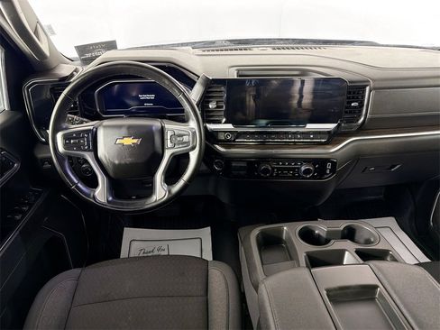 Used 2024 Chevrolet Silverado 1500 LT image 21