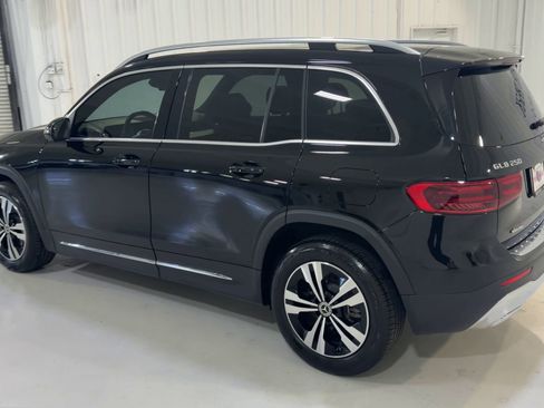 Used 2025 Mercedes-Benz GLB 250 image 7