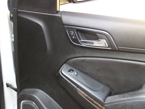Used 2018 Chevrolet Tahoe LS AWD/4WD image 11