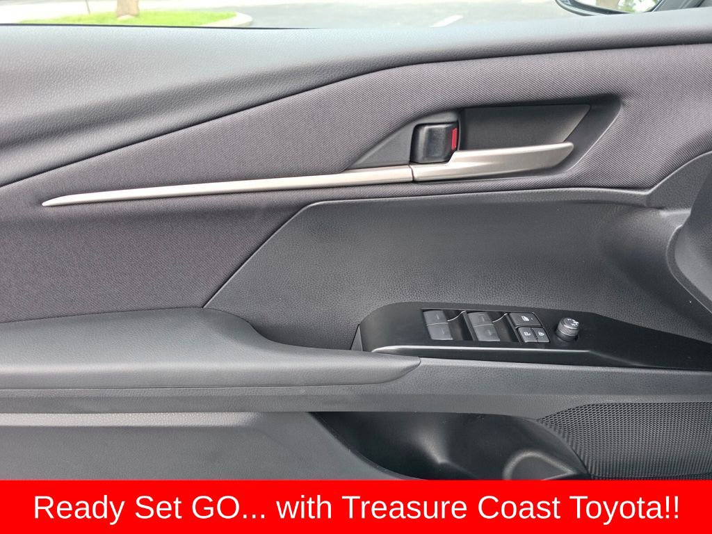 Used 2026 Toyota Camry LE FWD image 28