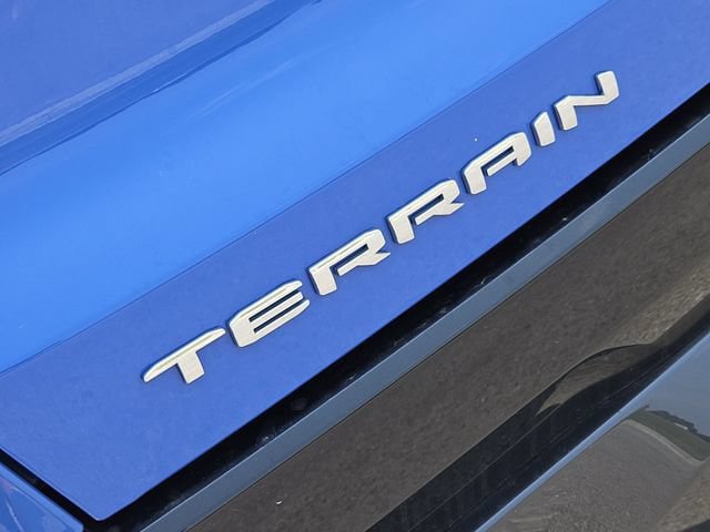 New 2026 GMC Terrain AT4 w/ Technology Package II AWD/4WD image 7