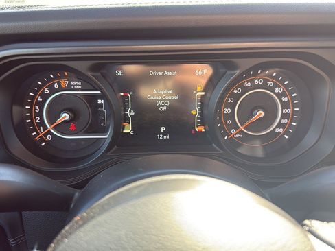 New 2025 Jeep Gladiator Rubicon image 17