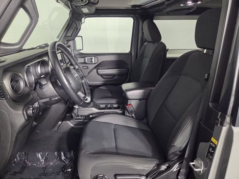 Used 2022 Jeep Wrangler Sport AWD/4WD image 11
