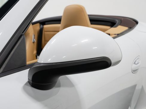 Used 2016 Porsche 911 Carrera 4S image 28