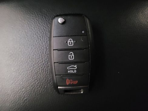 Used 2016 Kia Forte LX FWD image 32