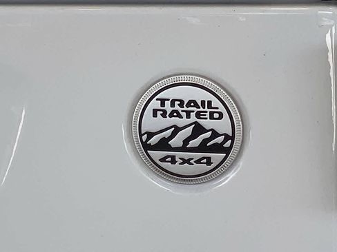 Used 2020 Jeep Gladiator Sport w/ Quick Order Package 24S AWD/4WD image 11