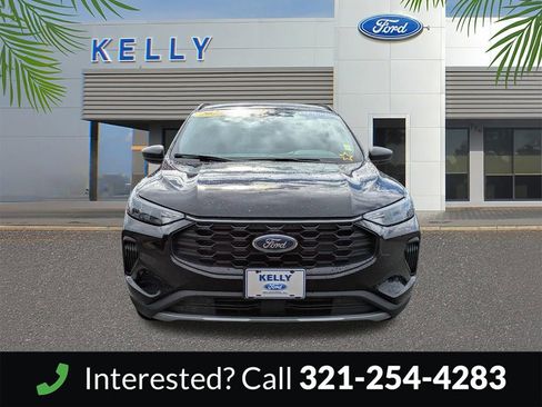 Certified 2025 Ford Escape ST-Line w/ Tech Pack #1 AWD/4WD image 3