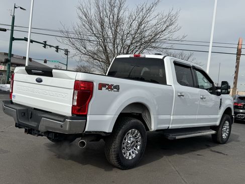 Used 2022 Ford F250 XLT w/ XLT Premium Package image 16