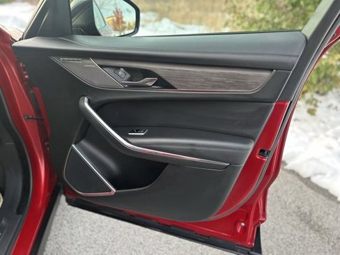 Used 2021 Jaguar F-PACE S image 18