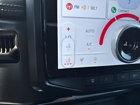 Used 2024 Ford F150 Lightning Flash image 21