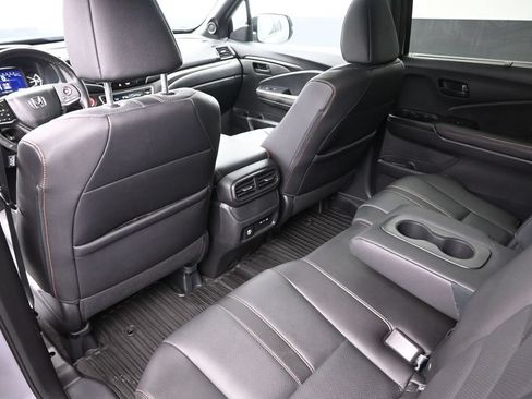 Certified 2024 Honda Passport TrailSport image 15