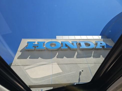Used 2018 Honda HR-V EX-L image 17
