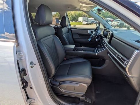 New 2025 Hyundai Santa Fe SEL image 18