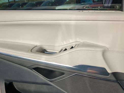 New 2026 Lincoln Navigator L Premier image 12