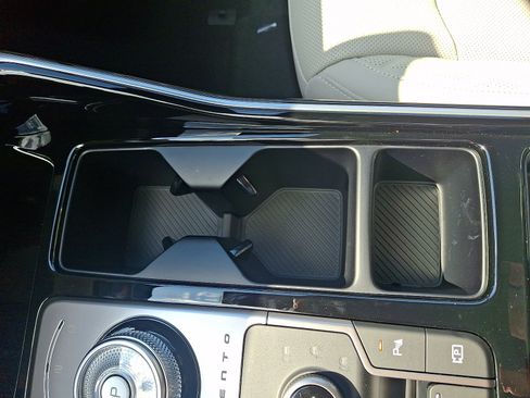 New 2026 Kia Sorento SX Prestige AWD/4WD image 16
