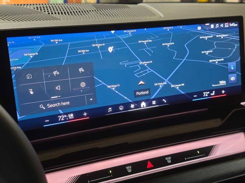 Used 2024 BMW i5 eDrive40i w/ Premium Package image 31