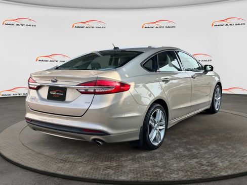 Used 2017 Ford Fusion Energi SE FWD image 10