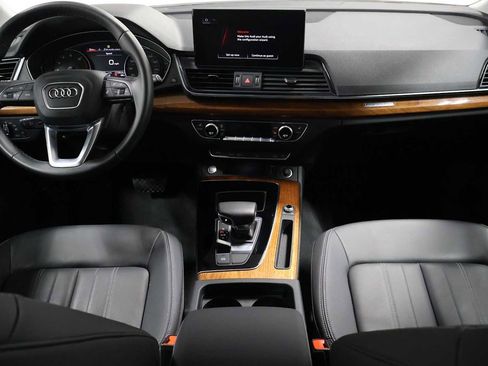 Used 2023 Audi Q5 2.0T Premium w/ Convenience Package AWD/4WD image 22