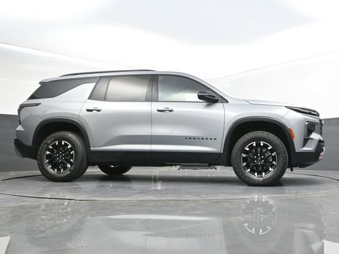 Certified 2024 Chevrolet Traverse Z71 AWD/4WD image 48
