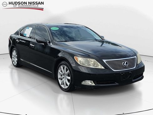 Used 2008 Lexus LS 460 L w/ Luxury Pkg RWD image 1