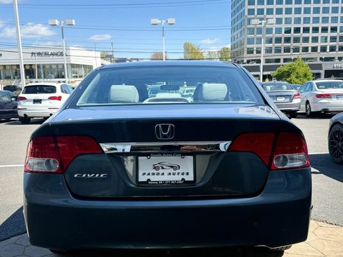 Used 2010 Honda Civic DX-VP image 6