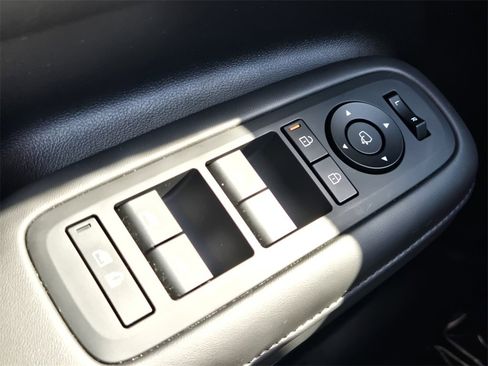 Certified 2024 Hyundai Santa Fe Limited image 28