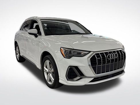 Certified 2022 Audi Q3 2.0T Premium w/ Convenience Package image 7