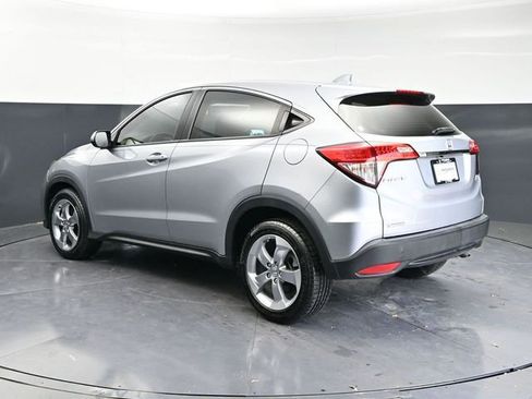 Used 2022 Honda HR-V LX image 7