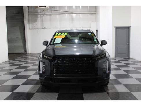 Used 2025 Hyundai Palisade SEL image 3