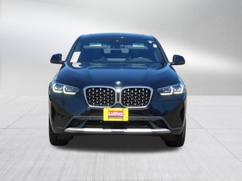 Used 2024 BMW X4 xDrive30i w/ Parking Assistance Package AWD/4WD image 2