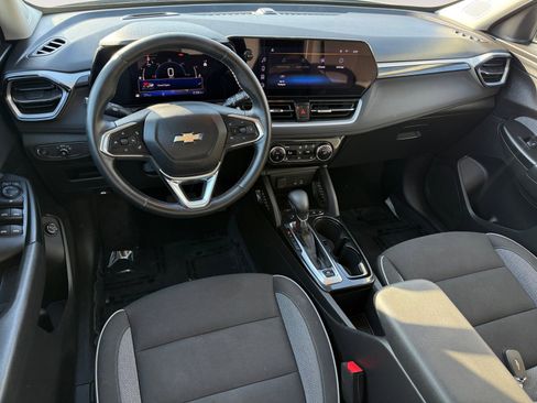 Used 2025 Chevrolet TrailBlazer LT w/ Convenience Package image 15