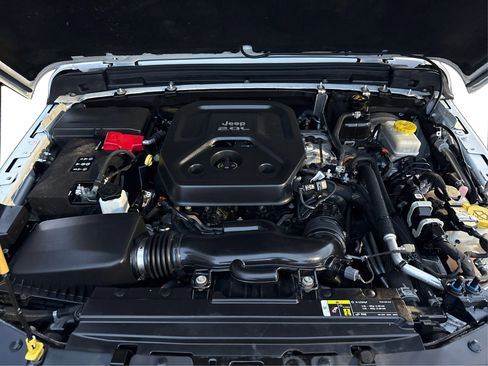 Used 2019 Jeep Wrangler Unlimited Sport S image 11