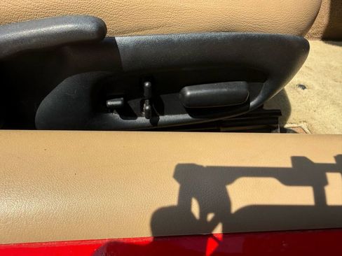 Used 2000 Chevrolet Corvette 5.7L V8 w/ Performance Handling Pkg image 31