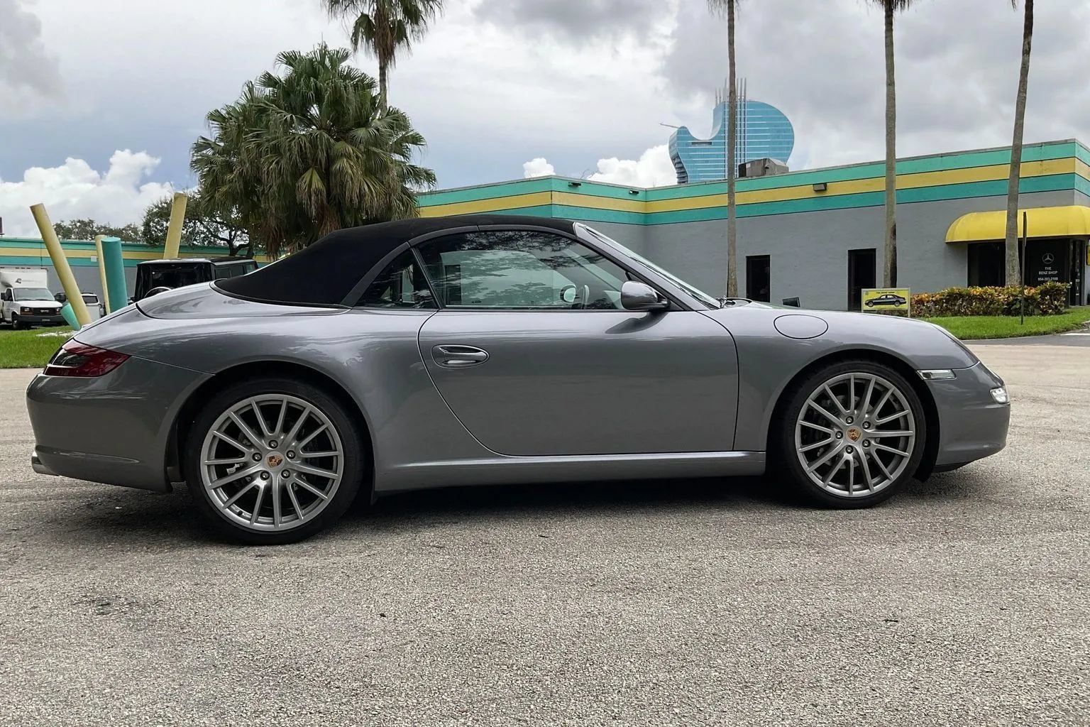 Used 2006 Porsche 911 Carrera RWD image 44