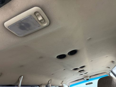 Used 2002 Ford E-350 and Econoline 350 Van image 67