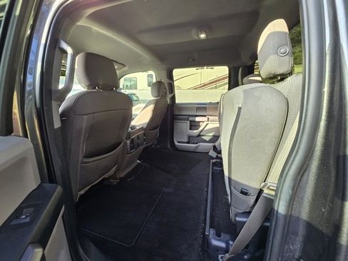 Used 2019 Ford F150 XLT w/ Equipment Group 302A Luxury image 8