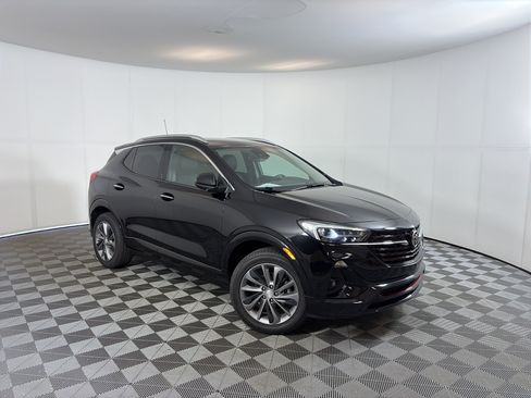 Used 2021 Buick Encore GX Essence w/ Sport Touring Package AWD/4WD image 1