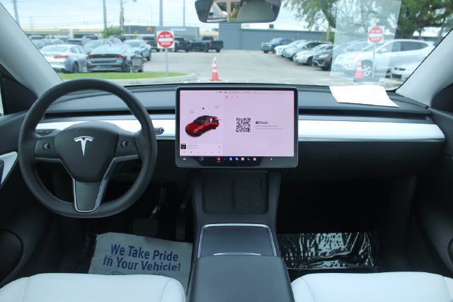 Used 2021 Tesla Model Y Long Range AWD/4WD image 15