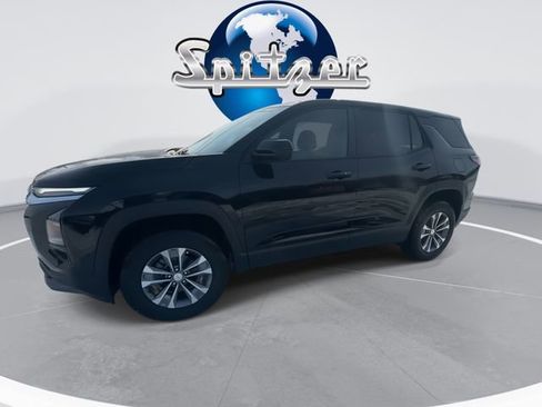 New 2026 Chevrolet Equinox LT w/ Convenience Package II image 4