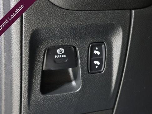 Used 2023 RAM 1500 Laramie image 24