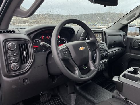New 2026 Chevrolet Silverado 1500 W/T image 31