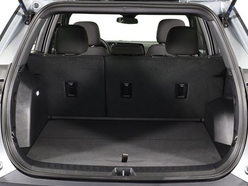 Used 2026 Chevrolet Equinox LT FWD image 21