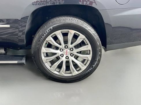 Used 2020 GMC Yukon Denali w/ Denali Ultimate Package AWD/4WD image 41