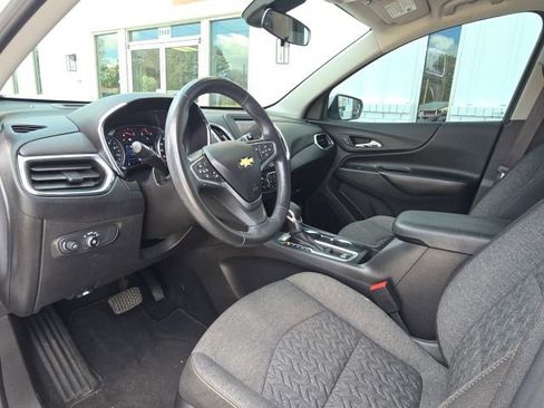 Used 2022 Chevrolet Equinox LT image 25