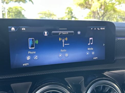 Used 2025 Mercedes-Benz CLA 250 image 18